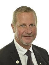 Mikael Cederbratt (M)