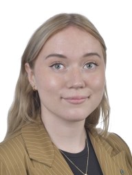 Porträtt av Emelie Nyman